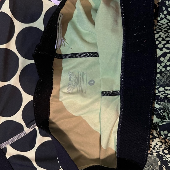 Nike Women's Pro Shorts Neo Yellow - Picture 4 of 4